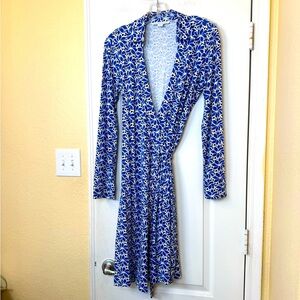 Diane Von Furstenberg Blue Print Wrap Dress Size 8